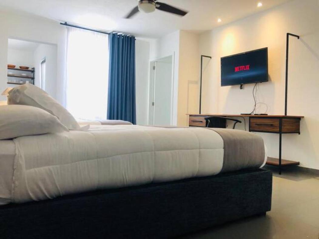Urban Gran Plaza Aparthotel Zapopan Kültér fotó